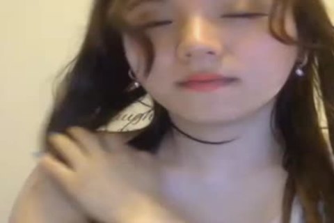 enjoyable fresh asian shelady Showing Off Her dirty Body And Jerking Her shlong