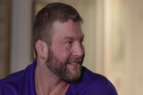 lewd TBabe Khloe Kay Just Enjoys The Way Her Daddy hammers Her butthole