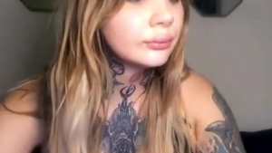 large love muffins shemale With Full Tattoos Wanks Hard On web camera