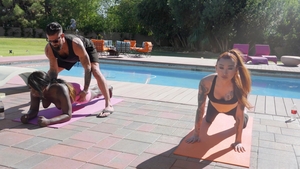 Trans Harder: Curvy Hottie Ana Stretched in Tight Hole