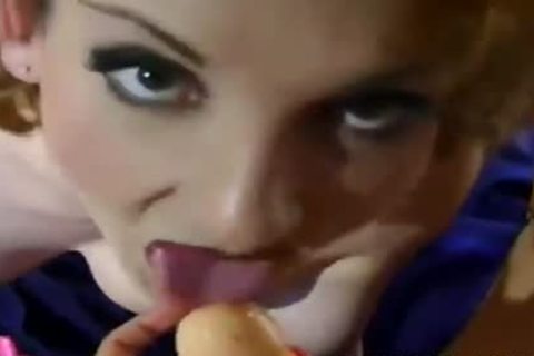 Photographer nails Ladyboy